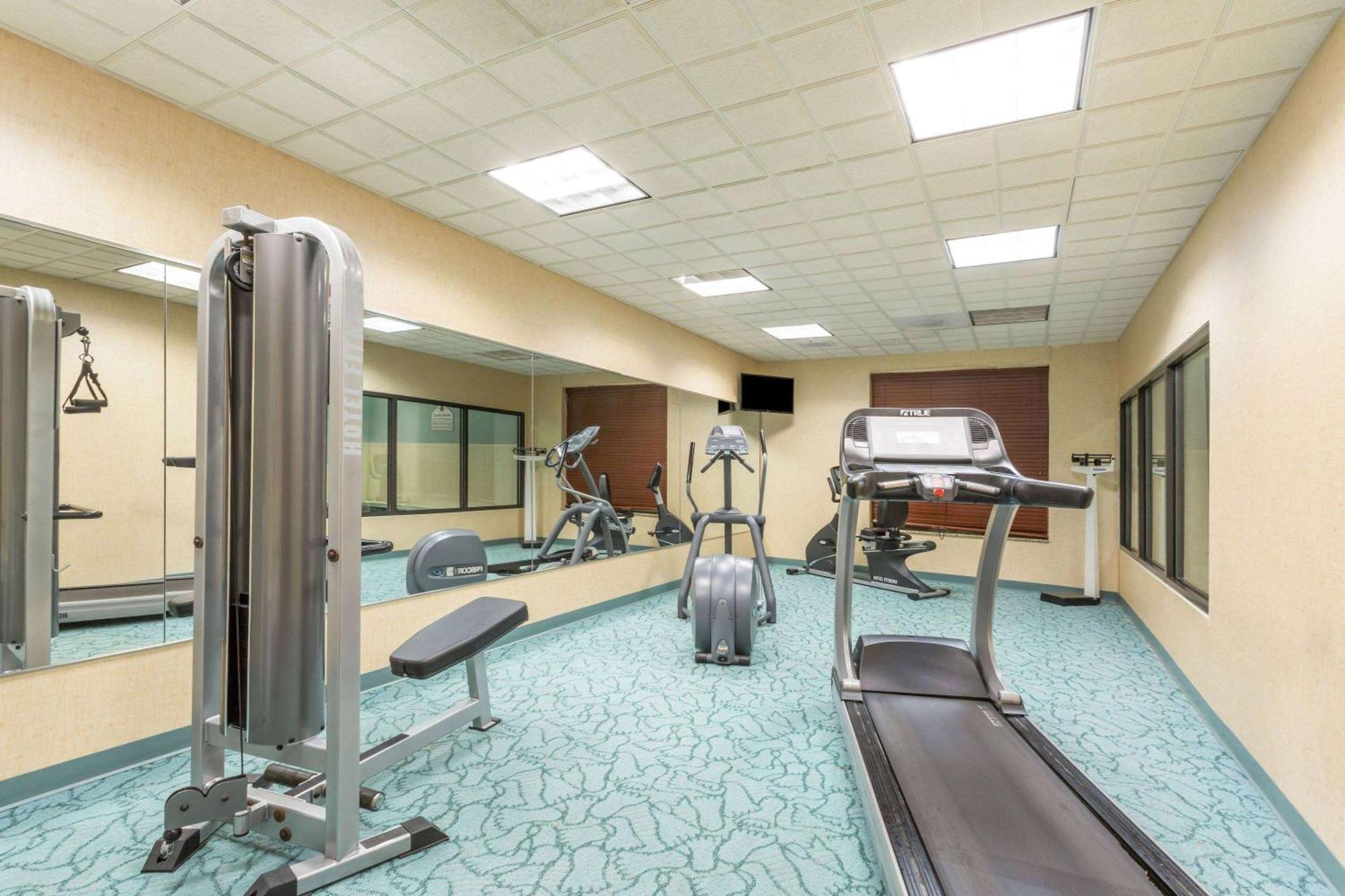 Hotel Wingate By Wyndham Richmond Short Pump