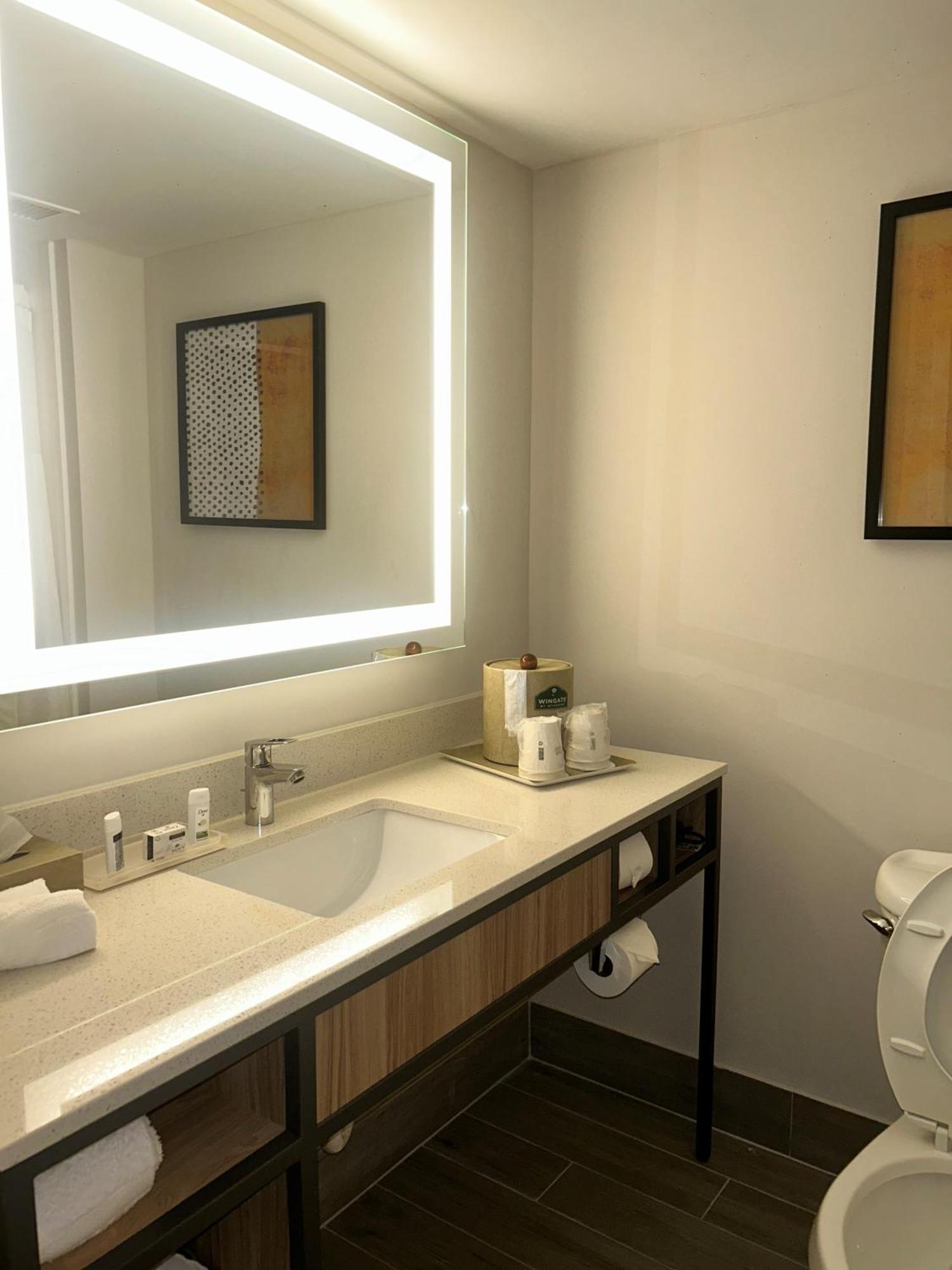 Hotel Wingate By Wyndham Richmond 3*