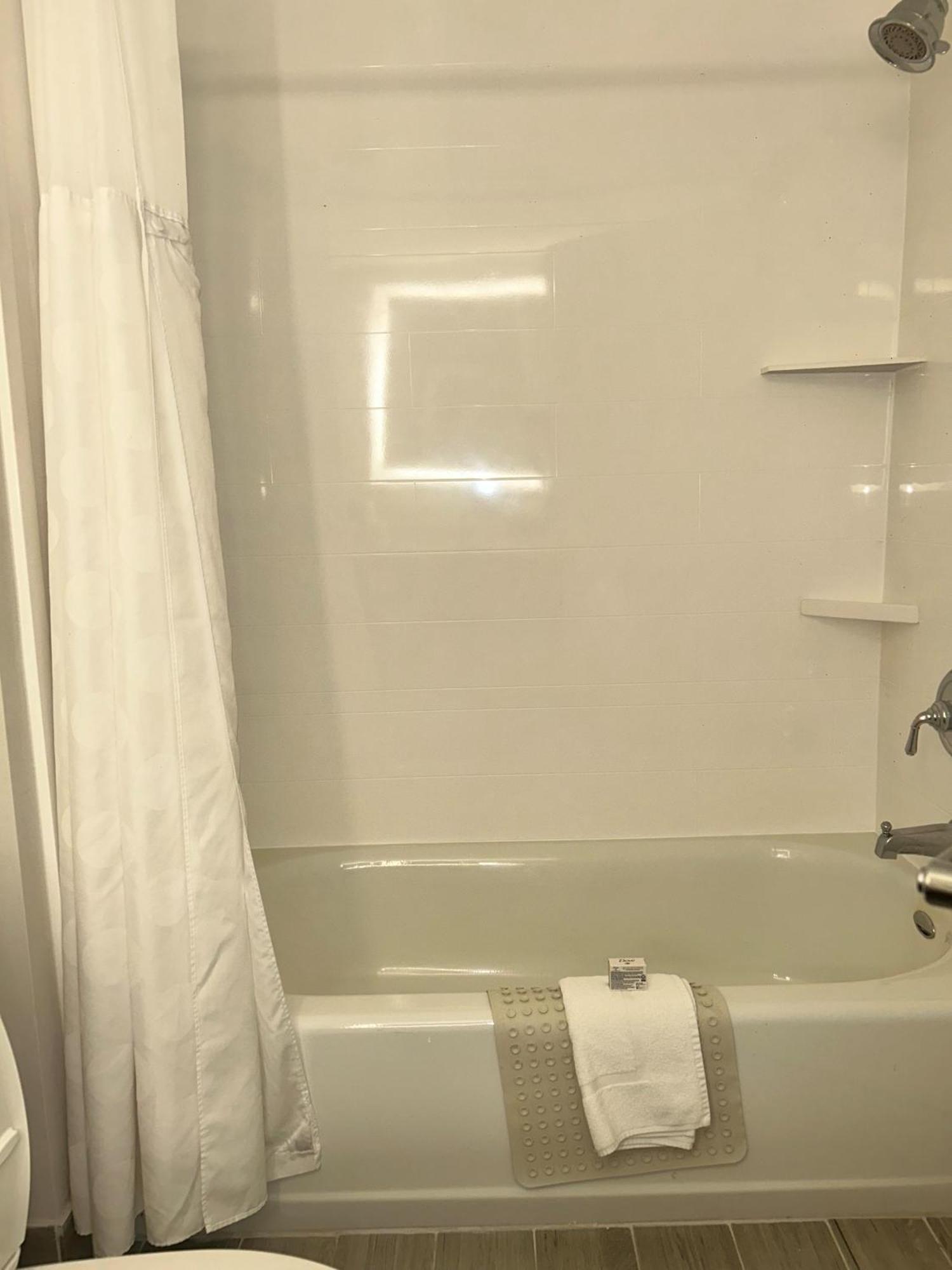 Wingate By Wyndham Richmond 3* Short Pump